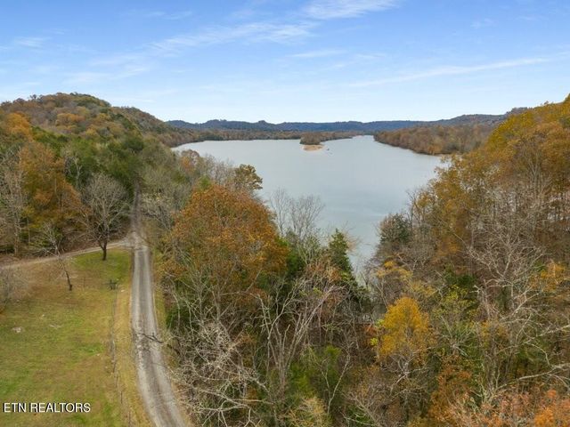 550 Carl Dixon Ln Lane, Gainesboro, TN 38562