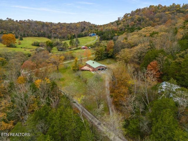 550 Carl Dixon Ln Lane, Gainesboro, TN 38562