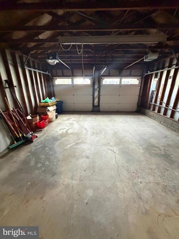 15162 WAYSIDE RD, Philadelphia, PA 19116