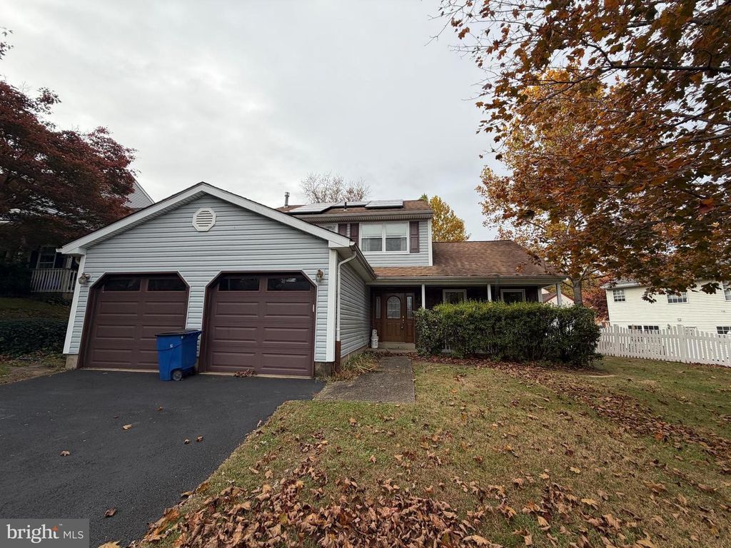 Image 15 of property listing at 15162 WAYSIDE RD, Philadelphia, PA 19116