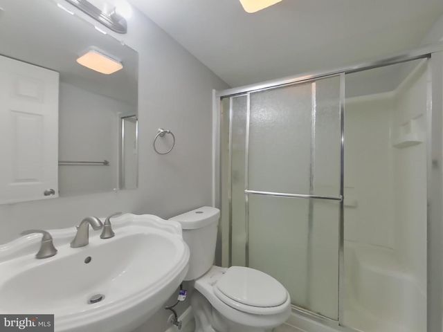 1614 THOMAS RD, Fort Washington, MD 20744