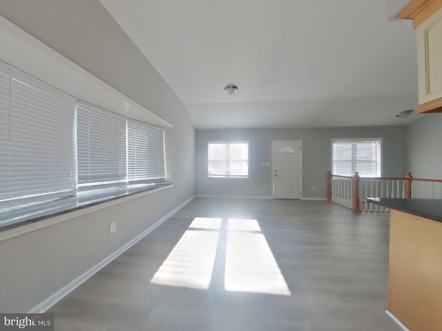 1614 THOMAS RD, Fort Washington, MD 20744