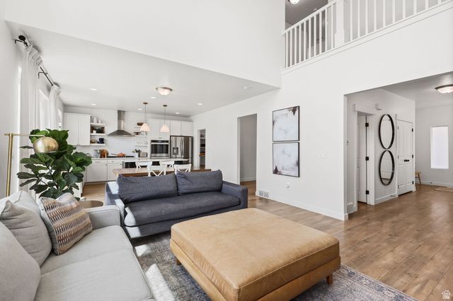 5197 N FOLKSTONE DR, Eagle Mountain, UT 84005