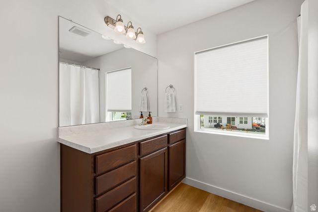 5197 N FOLKSTONE DR, Eagle Mountain, UT 84005