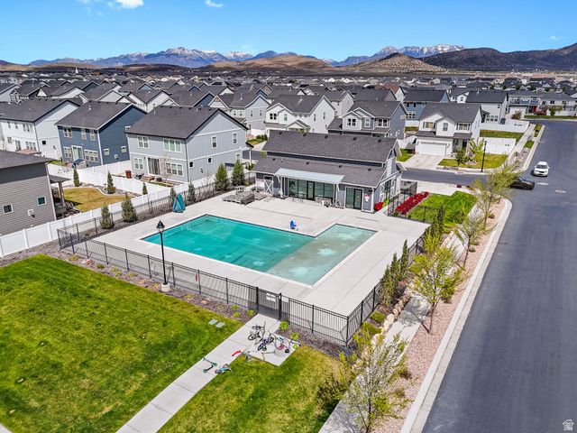 5197 N FOLKSTONE DR, Eagle Mountain, UT 84005