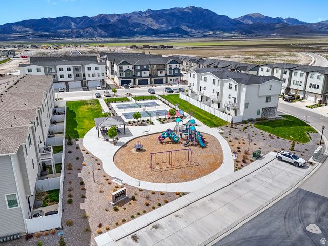 5197 N FOLKSTONE DR, Eagle Mountain, UT 84005