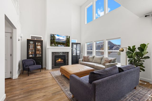 5197 N FOLKSTONE DR, Eagle Mountain, UT 84005