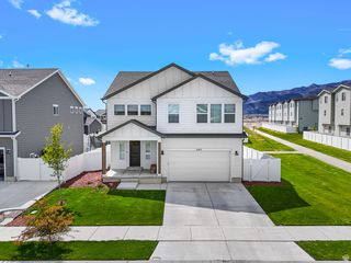 5197 N FOLKSTONE DR, Eagle Mountain, UT 84005