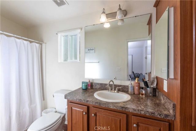 1660 Whittier 21, Costa Mesa, CA 92627