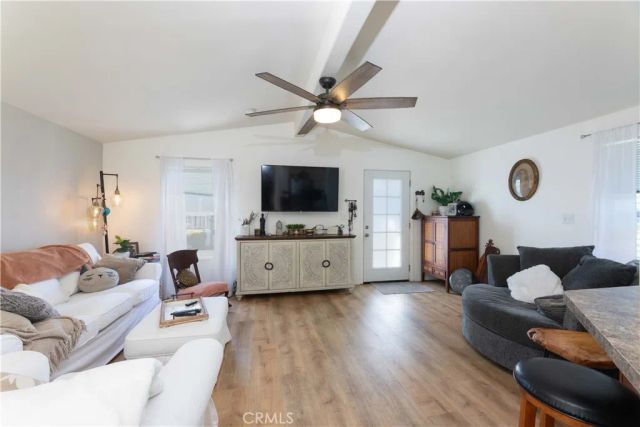 1660 Whittier 21, Costa Mesa, CA 92627