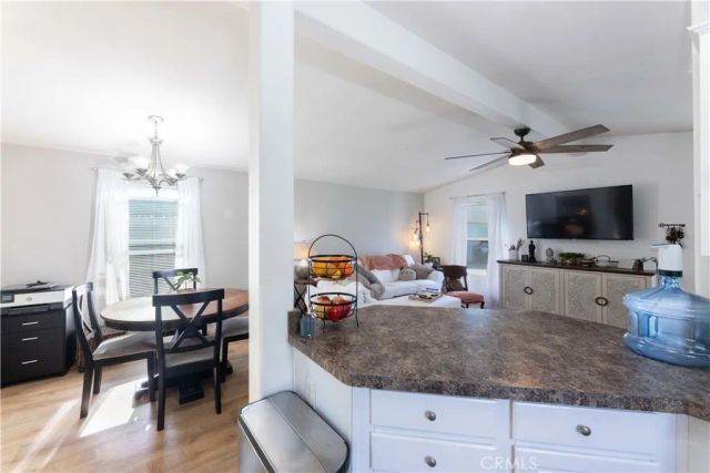 1660 Whittier 21, Costa Mesa, CA 92627