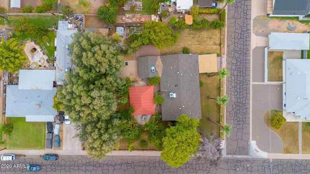 2240 E Whitton Avenue, Phoenix, AZ 85016