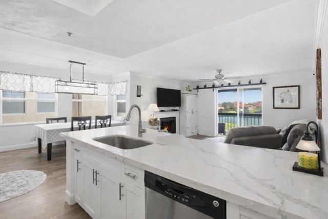 2400 FEATHER SOUND DRIVE 821, Clearwater, FL 33762