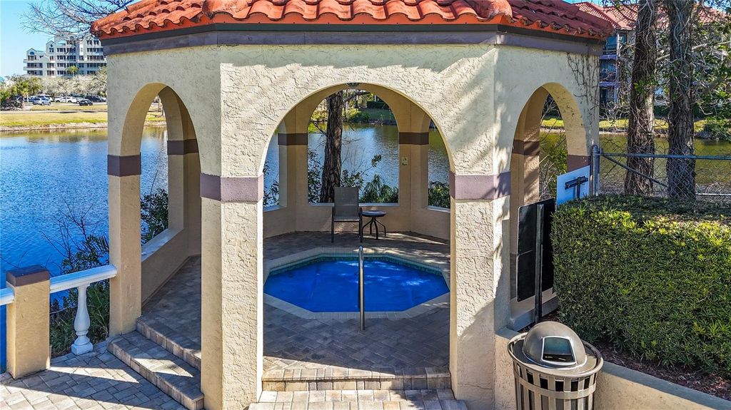 Image 23 of property listing at 2400 FEATHER SOUND DRIVE 821, Clearwater, FL 33762