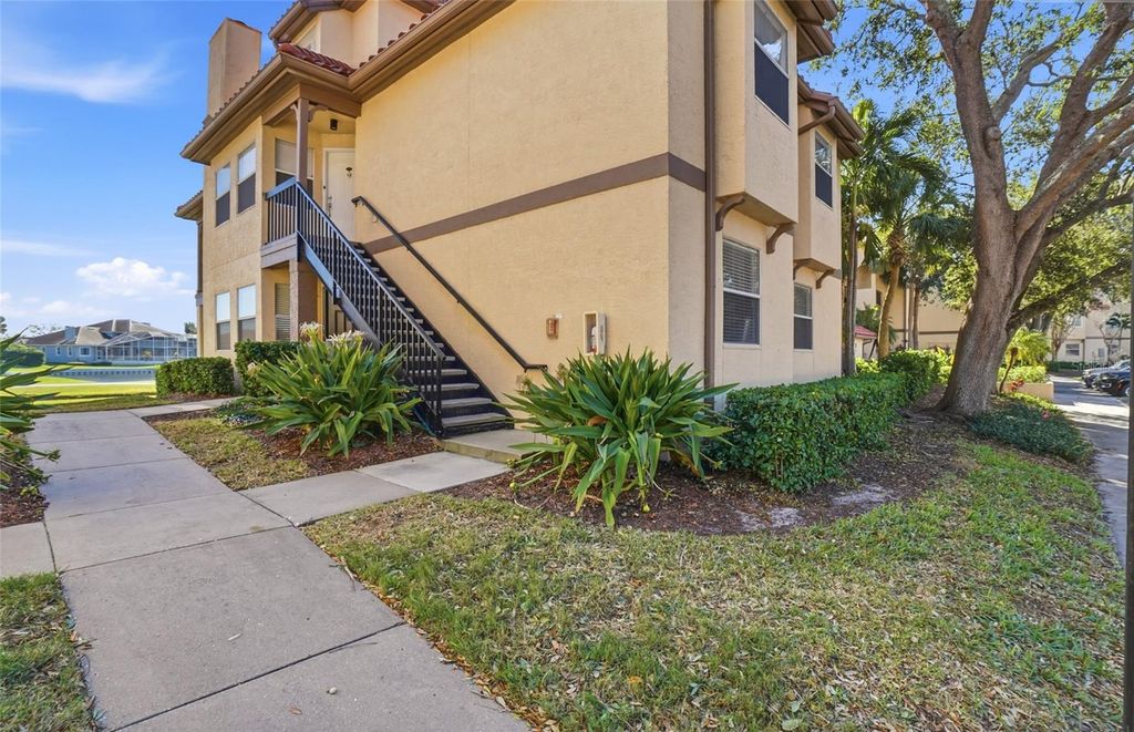 Image 31 of property listing at 2400 FEATHER SOUND DRIVE 821, Clearwater, FL 33762