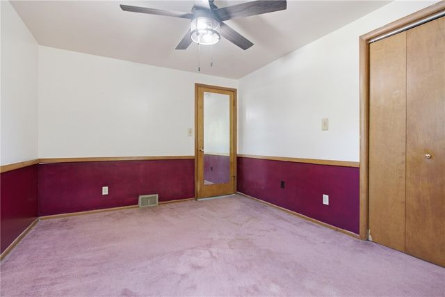 471 Beech Rd, Plum Boro, PA 15239