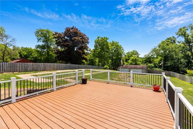 471 Beech Rd, Plum Boro, PA 15239