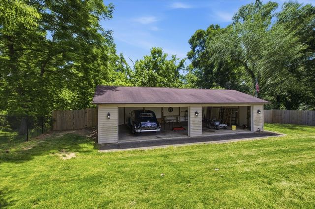 471 Beech Rd, Plum Boro, PA 15239