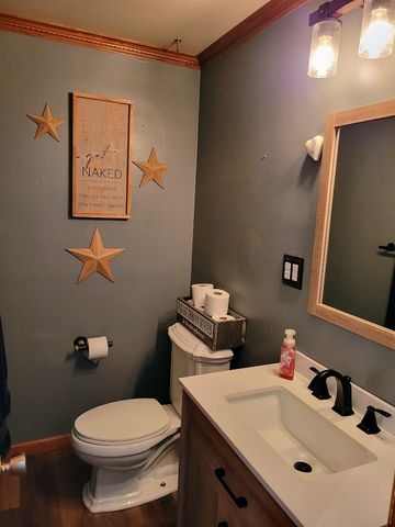 471 Beech Rd, Plum Boro, PA 15239