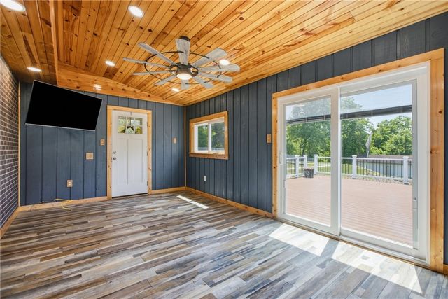 471 Beech Rd, Plum Boro, PA 15239