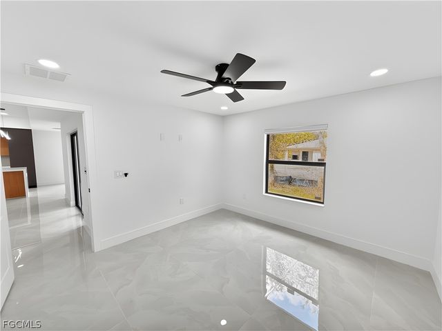 1025 Sentinela BLVD, Lehigh Acres, FL 33974