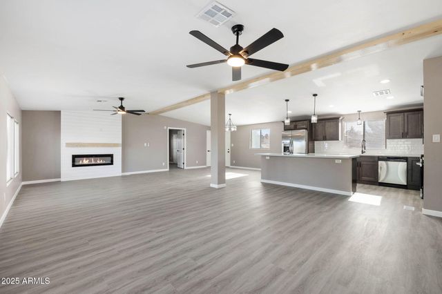 8850 E ROADRUNNER Drive, Prescott Valley, AZ 86314