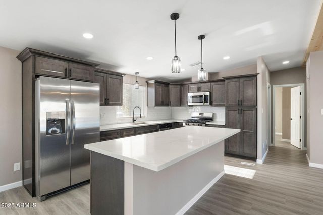 8850 E ROADRUNNER Drive, Prescott Valley, AZ 86314