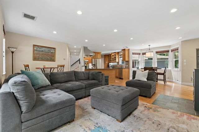 160 Range Road, Concord, MA 01742