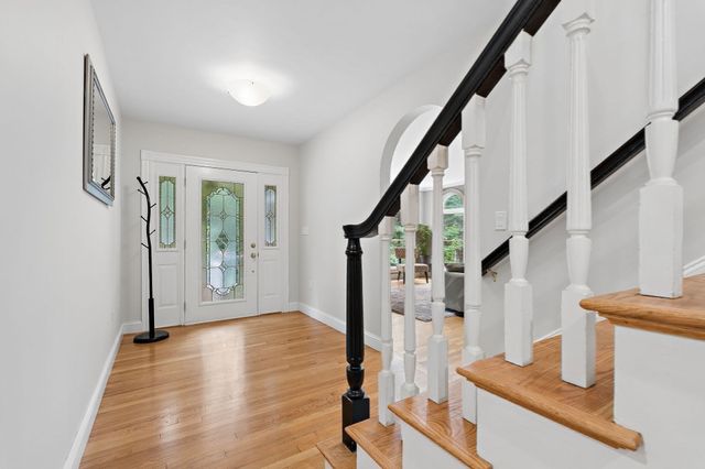 160 Range Road, Concord, MA 01742