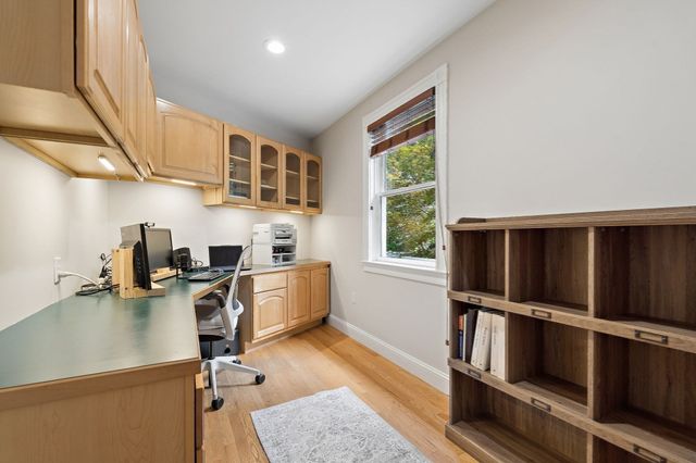 160 Range Road, Concord, MA 01742