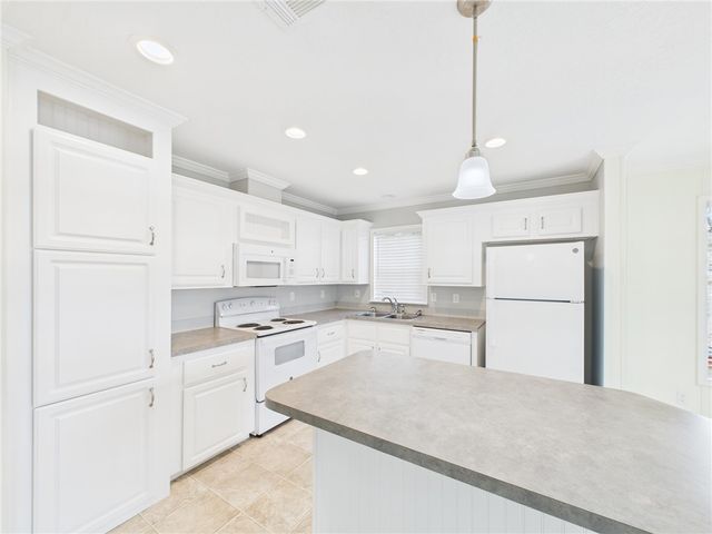 310 Pineapple Street, Sebastian, FL 32958