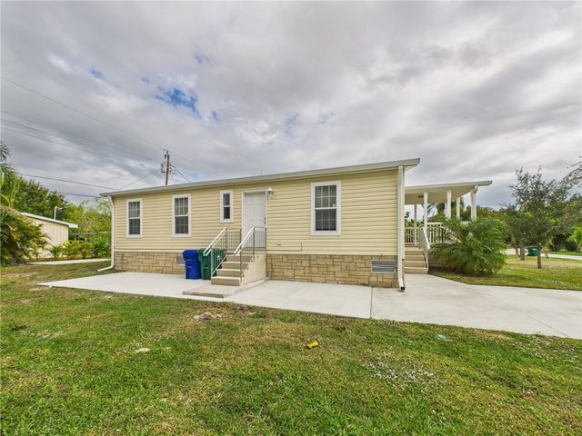 310 Pineapple Street, Sebastian, FL 32958