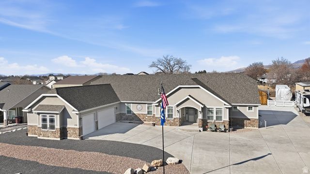 278 E LARSEN LN, Harrisville, UT 84404