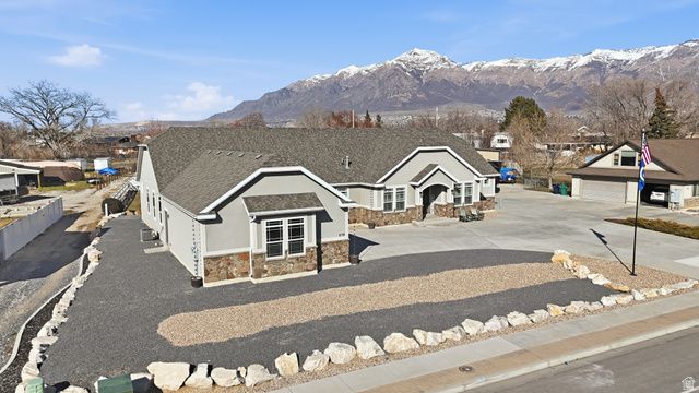 278 E LARSEN LN, Harrisville, UT 84404