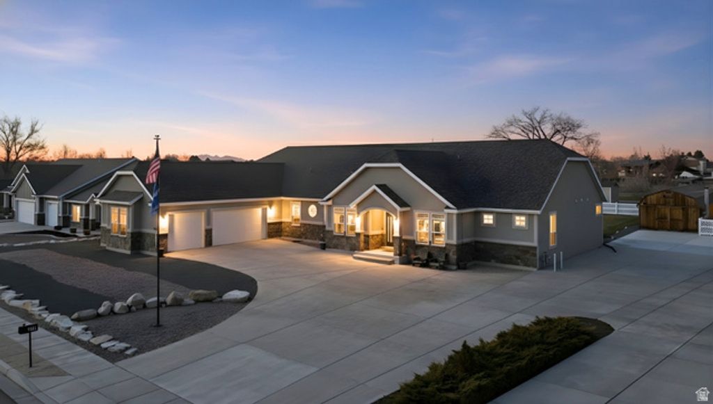 278 E LARSEN LN, Harrisville, UT 84404