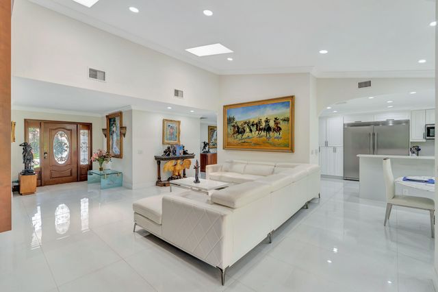 6164 CELADON Circle, Palm Beach Gardens, FL 33418