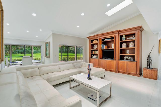 6164 CELADON Circle, Palm Beach Gardens, FL 33418