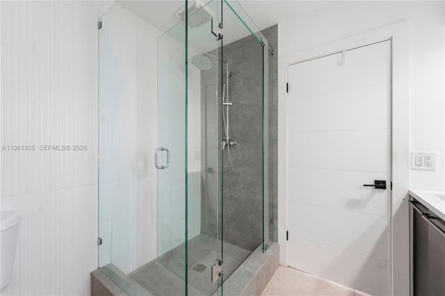 401 Coconut Isle Dr 401, Fort Lauderdale, FL 33301