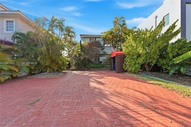 401 Coconut Isle Dr 401, Fort Lauderdale, FL 33301