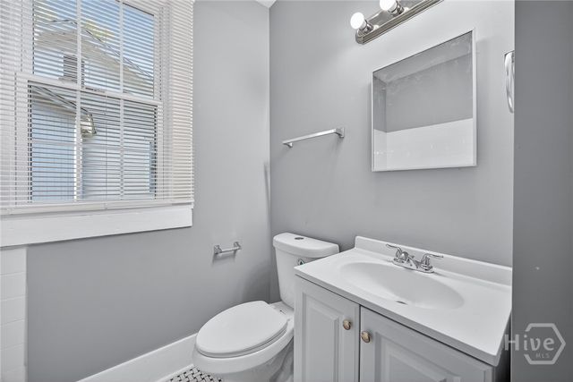 2027 Vermont Avenue, Savannah, GA 31404