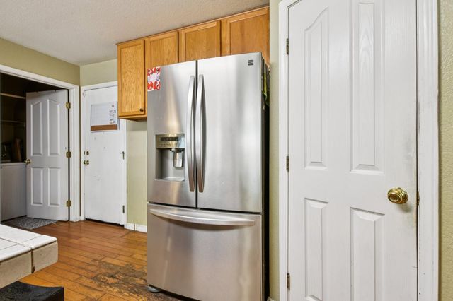 8592 Mystras Cir, Elk Grove, CA 95624