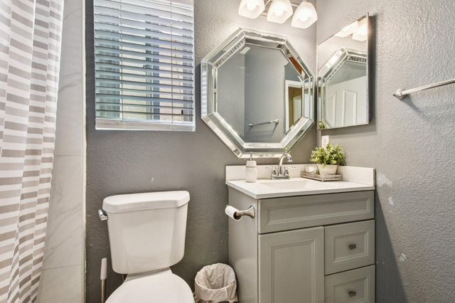 8592 Mystras Cir, Elk Grove, CA 95624