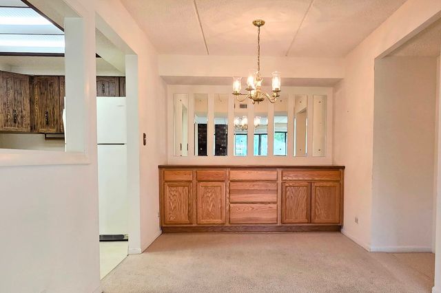 650 Whitney Court 108, Gurnee, IL 60031