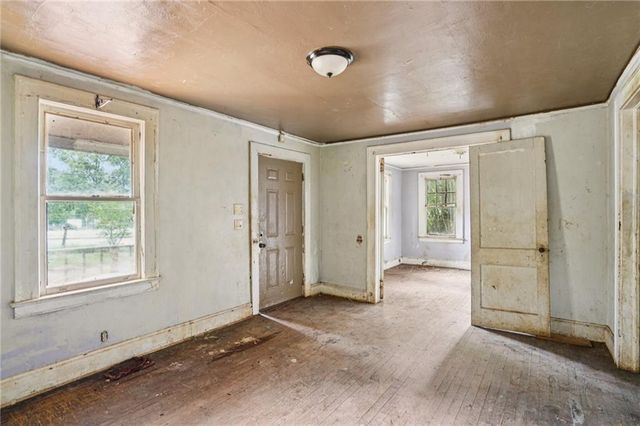 2096 Fairburn SW Road, Atlanta, GA 30331