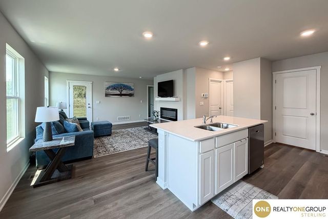 9512 Reynolds Street, Omaha, NE 68122