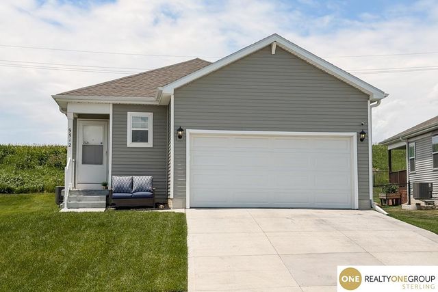 9512 Reynolds Street, Omaha, NE 68122