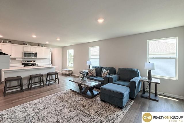 9512 Reynolds Street, Omaha, NE 68122