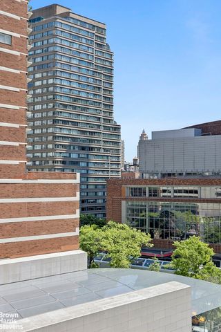 130 W 67th St Apt 9C, New York City, NY 10023