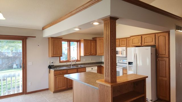 920 Plymouth Lane NW, Rochester, MN 55901