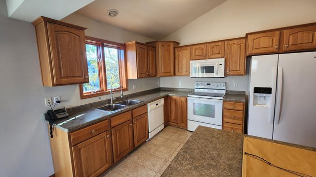 920 Plymouth Lane NW, Rochester, MN 55901